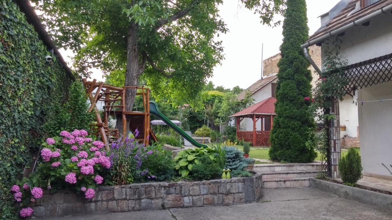 Szekely Vendeghaz Hotell Esztergom Exteriör bild