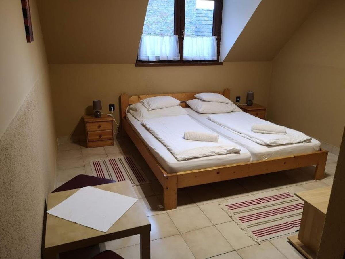 Szekely Vendeghaz Hotell Esztergom Exteriör bild